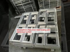 30mmx30mm Pitch 3mm Steel Grating dengan Permukaan Galvanized
