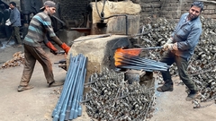 Bagaimana Poros Gandar Truk Dibuat dari Scrap Bubut | Mendaur Ulang Logam Menjadi Suku Cadang Tugas Berat