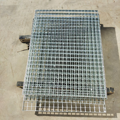 Galvanized Steel Grating Product / Galvanized Serrated Floor Steel Grating