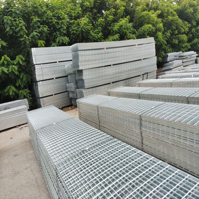 253/30/100 Carbon Hdg Steel Grating Drainase Air Hujan