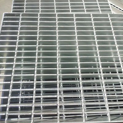 Platform Overhaul Industri Lantai Grid Baja Galvanis Untuk Bagian Staf