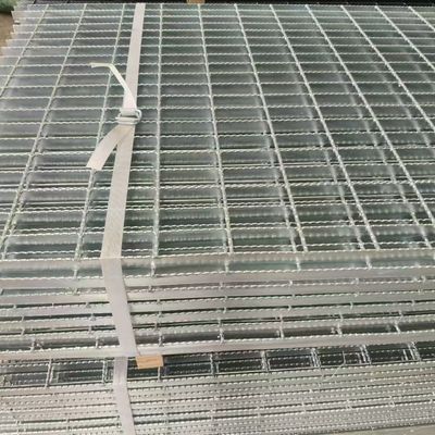 Peralatan Otomatis Industri Steel Grating untuk Membuka Baja