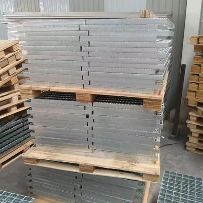 Rantai Baja Industri Lantai yang awet dan dapat disesuaikan untuk fasilitas Anda
