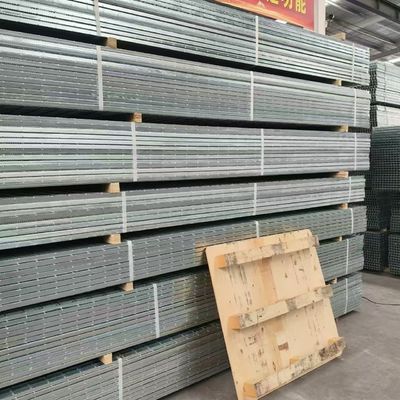 Industrial Steel Grating Disesuaikan dan Serbaguna untuk Berbagai Aplikasi