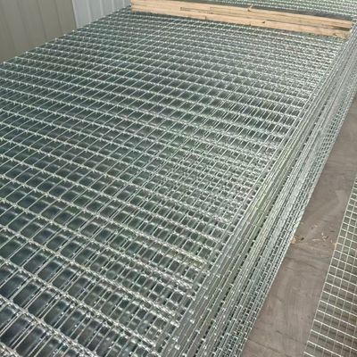 YB/T4001.1-2007 Standar modern stainless steel flat bar grating dengan mesin pengelasan terang di permukaan