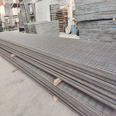 G325/40/100 Baja bergerigi hitam Grating 1000*6000mm