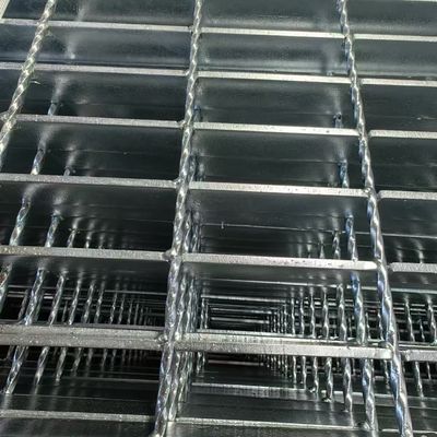 Machine Pressure Welded Industrial Steel Floor Grating With Smooth Bright Surface (Variant 3)