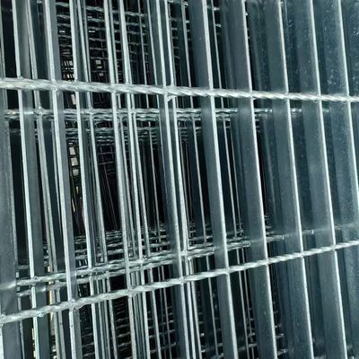 Hot Galvanized Smooth Silver bar grating mesh Dengan 30mm Flat Bearing Bar