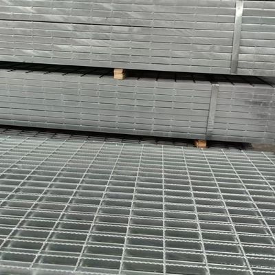 Anti slip Galvanized Welded Steel Floor Grating Untuk Bangunan Industri