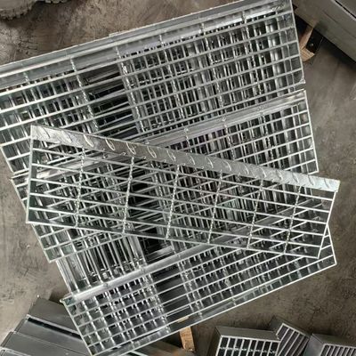30mm Pitch Platform Baja Industri Grating dengan 3mm Crossbars