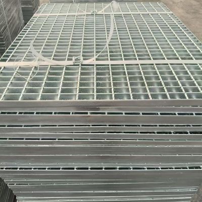 Berbagai Bentuk Bar Serrated Tipe Grating Hot Dip Galvanized Stainless Steel