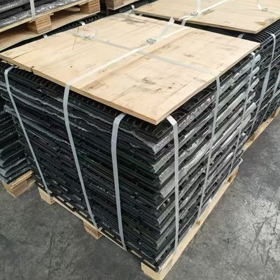 Baja Tangga Jalur Grating Produk logam yang kuat tahan lama dan estetis