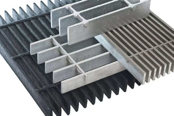 Mesin pengelasan Tekanan industri yang dilas Non-slip lantai Decking baja Grating