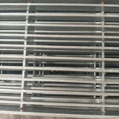 2.0mm-5.0mm Ketebalan Lempeng Logam Berlubang 1000mm Lebar