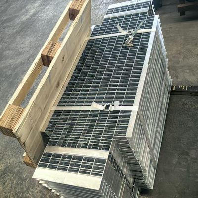 Rating baja flat bar stainless steel dengan mesh 30mm untuk aplikasi industri