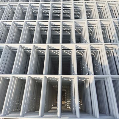 1.8m Welded Mesh Fence Steel Post Fence Panel Untuk Solusi Perimeter yang Aman dan Lama
