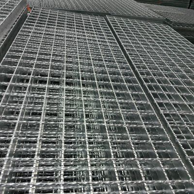 ANSI / NAAMM MBG531-88 Standard Gully Grating Flat atau Serrated Steel Type Performance