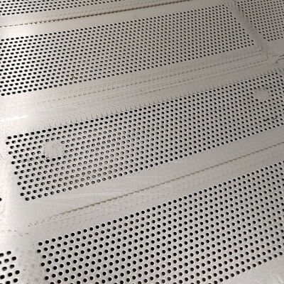 Pelat Logam Berlubang yang Direkayasa dengan Presisi dengan Masa Pakai Panjang dan Kinerja Tarik Kompresi Kuat untuk Industri