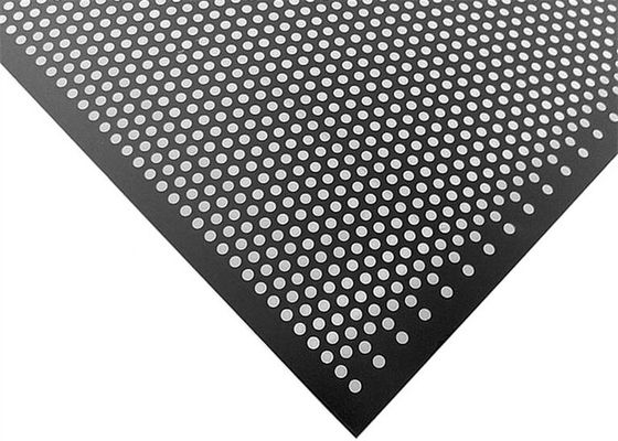 Bahan Baja Ringan Tanpa Finish Pelat Jala Berlubang 12,7mm Pusat Terhuyung