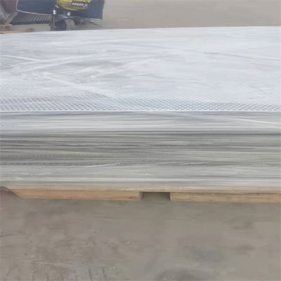 Anodizing 3mm Tebal Pelat Logam Berlubang Untuk Konstruksi