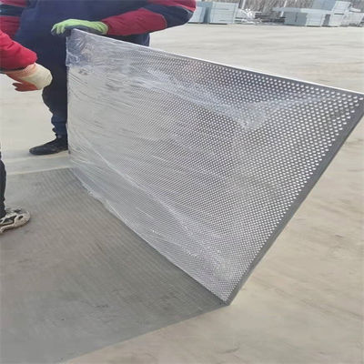 Aluminium Clear Anodized Slotted Perforated Sheet Metal 10 Mikron 12.7mm Terhuyung
